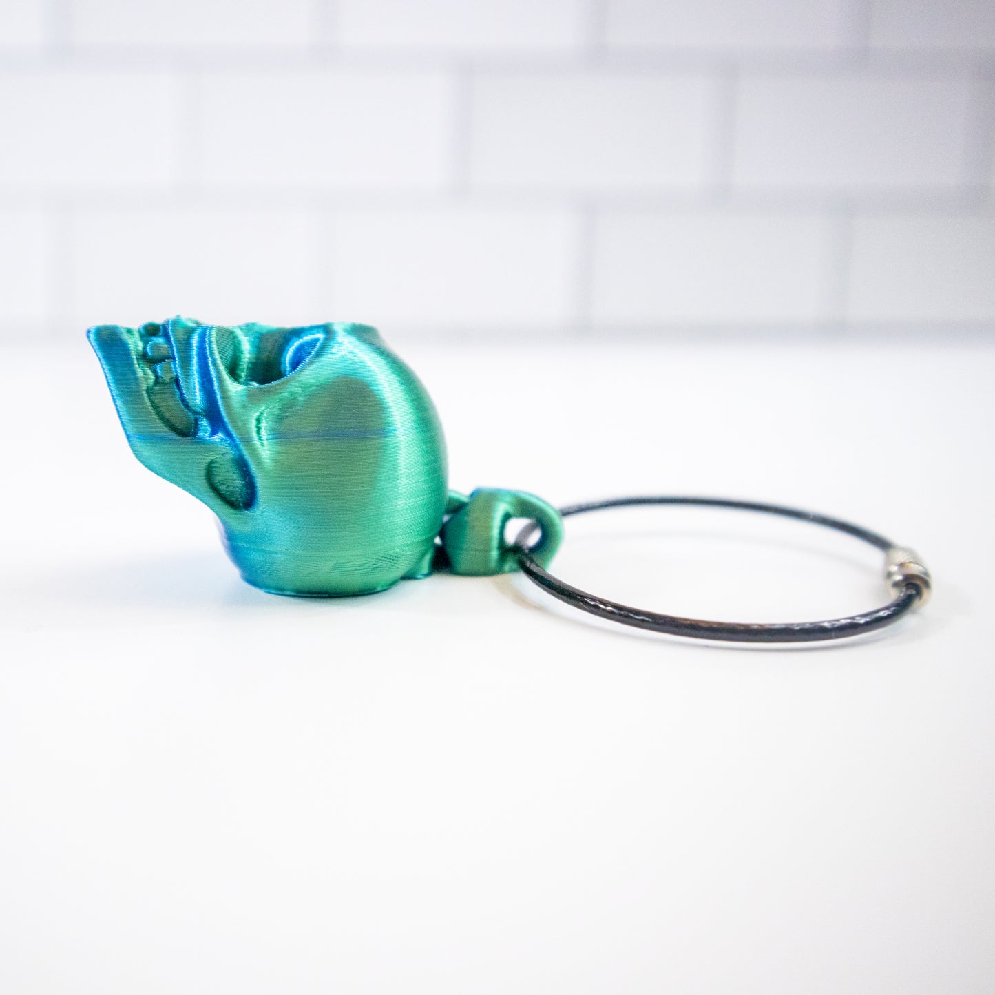 Cryptic Keeper: The Skeletal Sentry Keychain