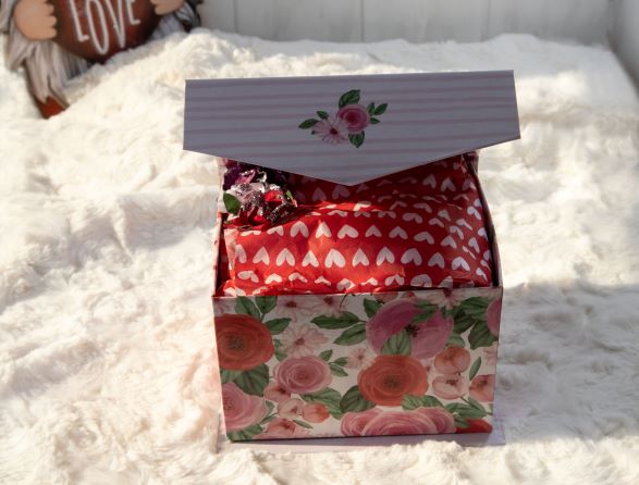 Valentine Box Set
